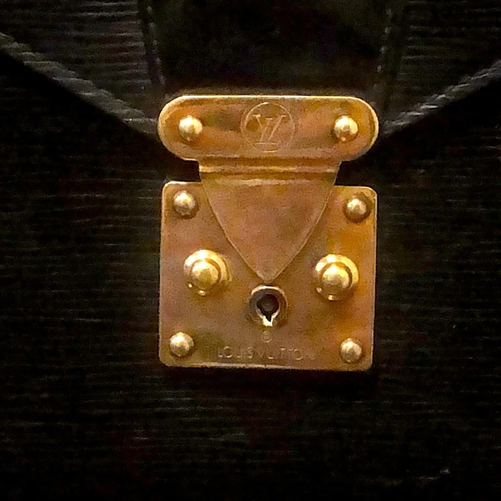 LOUIS VUITTON Black Epi Leather Ambassador Serviette Locking Laptop Bag